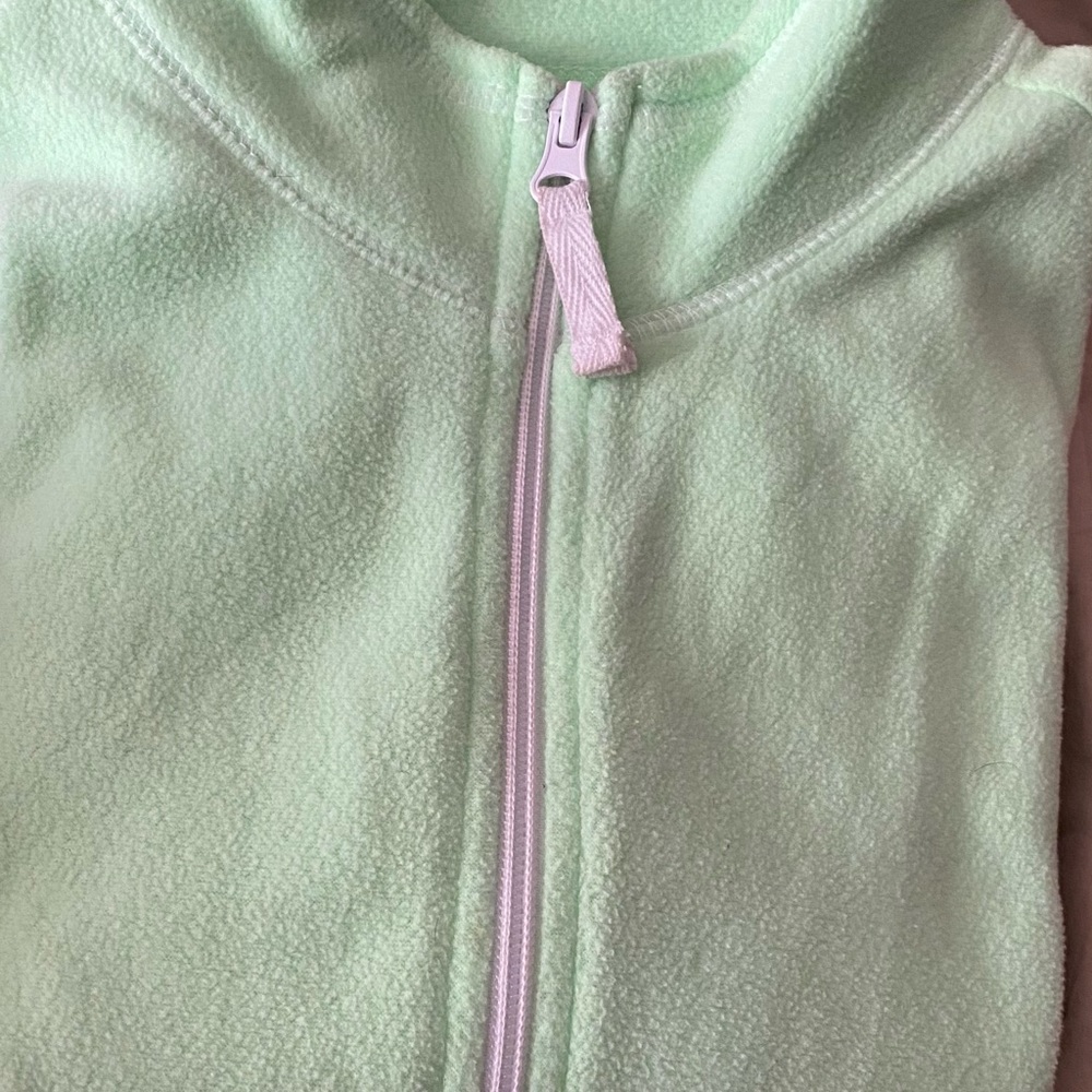 Bundle fleece vest and T shirt for girls